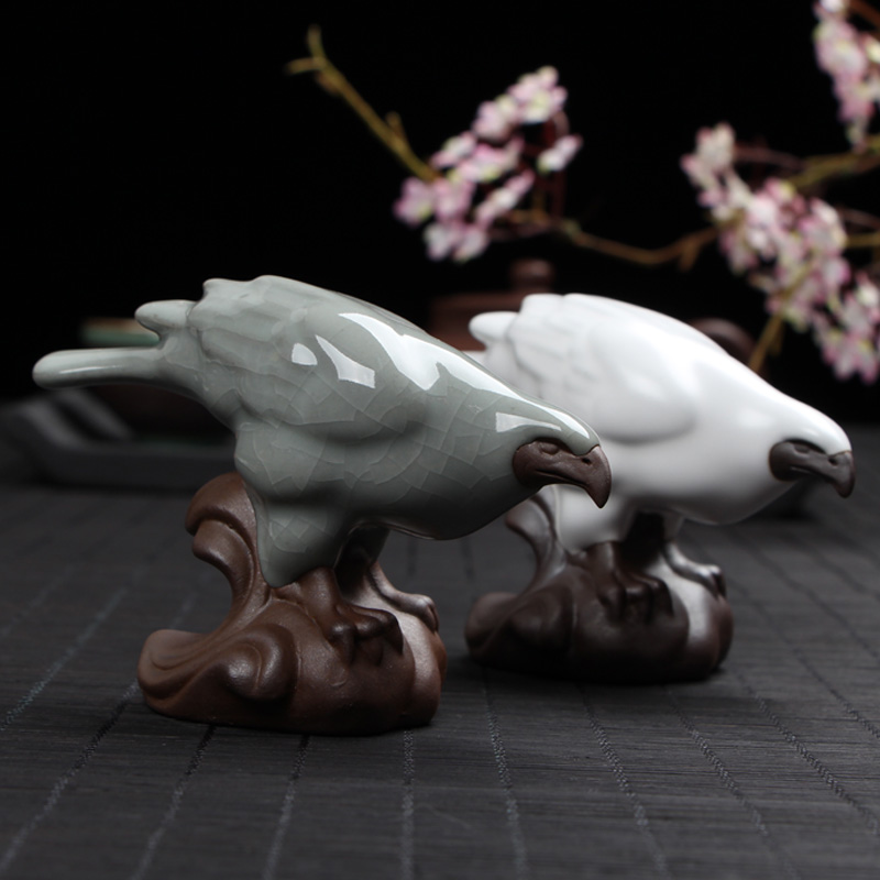 Tea darling tea Play in small swing piece Gothic kiln green porcelain Yifu Ru kilo Ice Cracked Glaze Open Sheet Breezable Kongfu Tea Accessories TEA ROAD ACCESSORIES