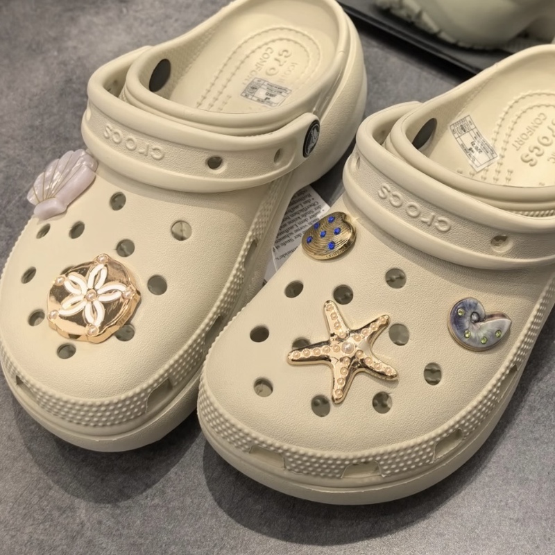 Crocs Shoe Accessories Shoe Charms Suitable for Crocs Clogs, Metal Shoe Charms, Shoe Buckles, High-End Decorative Set
