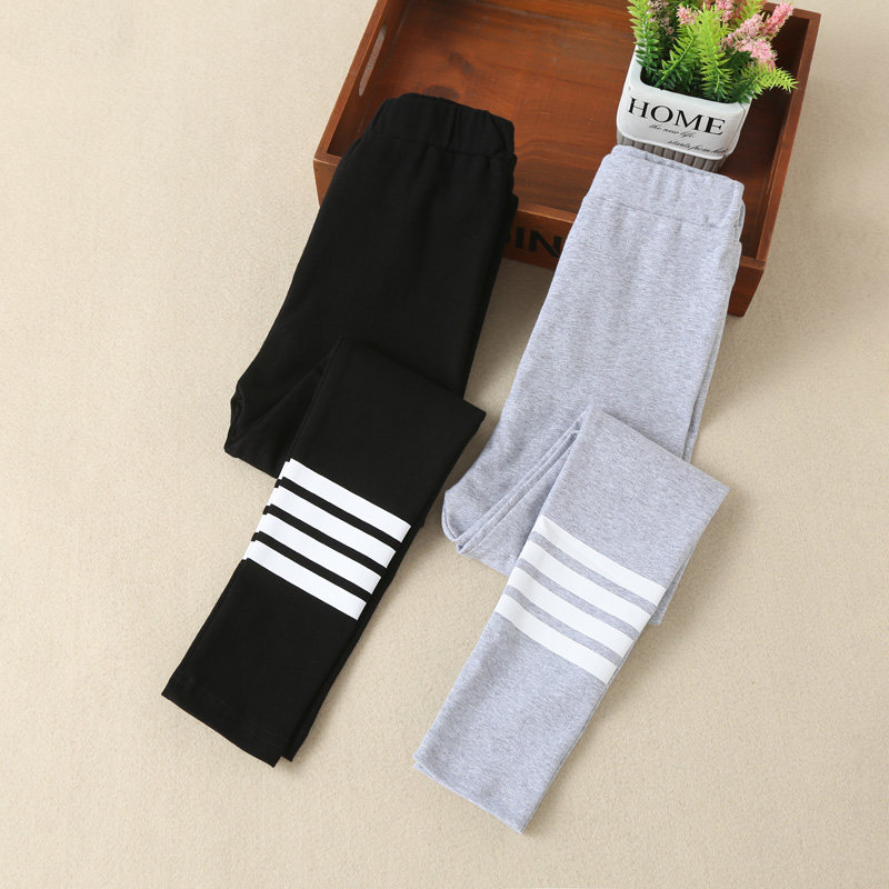 Girls ' inner pants Spring and autumn 2021 autumn wear thin Foreign school girls middle and large children black sports children's pants