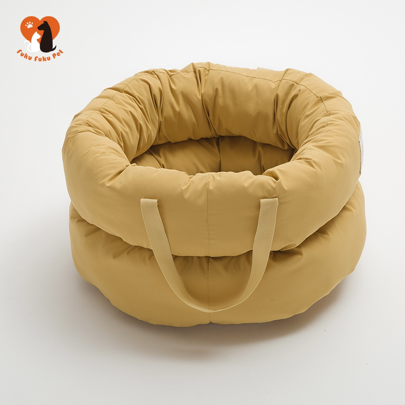 Japan's Fufu pet cat litter fukufuku pet light luxury wind deep sleep four seasons universal machine washable non-deformable comfortable