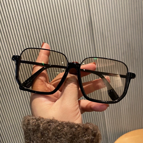 Британская вишня Koko Black Black Tea Color Squart