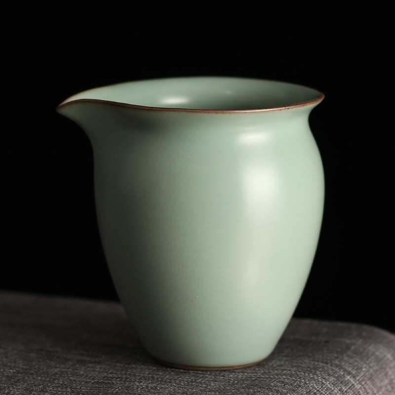 Lixia Ru kiln fair cup ice crack your porcelain tea division household cup with the cultivated porcelain tea side to the cup