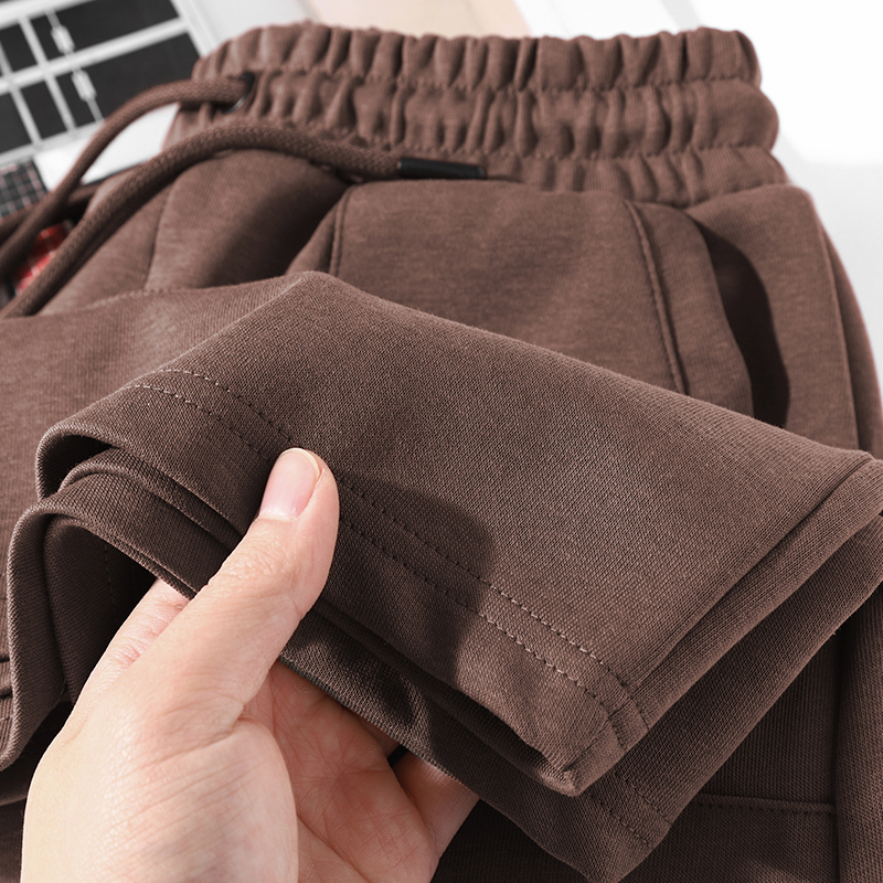 American Retro Heavyweight Pure Cotton Chocolate Dark Brown Shorts for Women, High-Waisted Loose Drawstring Sports Sweatpants for Both Men and Women American Retro Heavyweight Pure Cotton Chocolate Dark Brown Shorts for Women, High-Waisted Loose Drawstring Sports Sweatpants for Both Men and Women