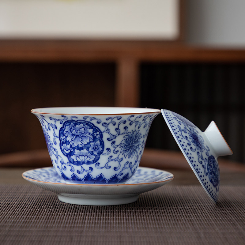 Jingdezhen Ceramic Bowl Sancai Bowl Blue and White Porcelain Chinese Hand Catch Tea Bowl Tea Underglaze Chinese Classical Household