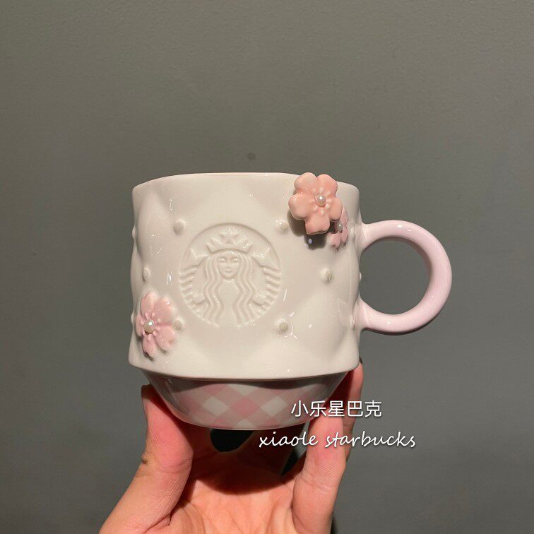 термос 星巴克樱花杯子2021粉白金樱花圆饼包马克玻璃杯吸管保温随行水杯