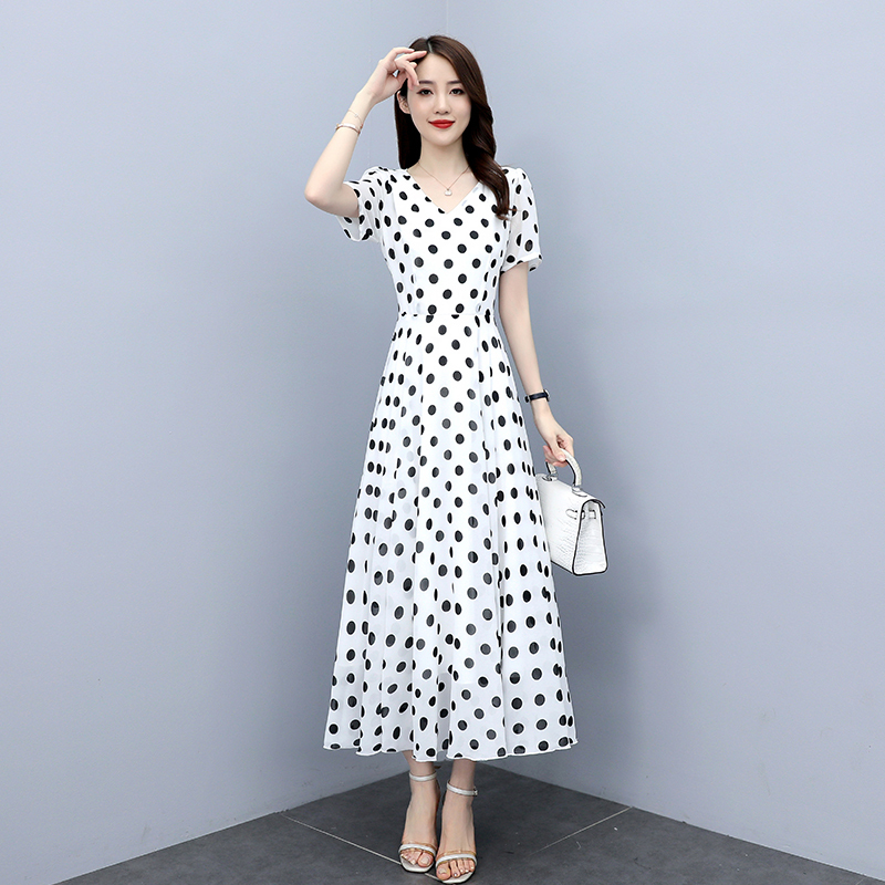 Very Pretty Polka Dot Chiffon Dress 2026 New Summer Women's Clothing Shenzhen Nanyou High-End Mother's Short-Sleeved Long Dress