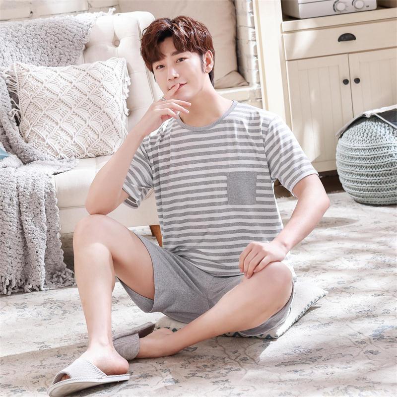 Z.2020 Summer Pyjama bông Mens Summer Mens Casual Quần soóc mùa hè ngắn tay áo Mens Home Mang Set.