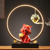 Shoutaoren creative ceramics Lucky Tiger ornaments Chinese lighting home living room TV cabinet decoration desktop gifts