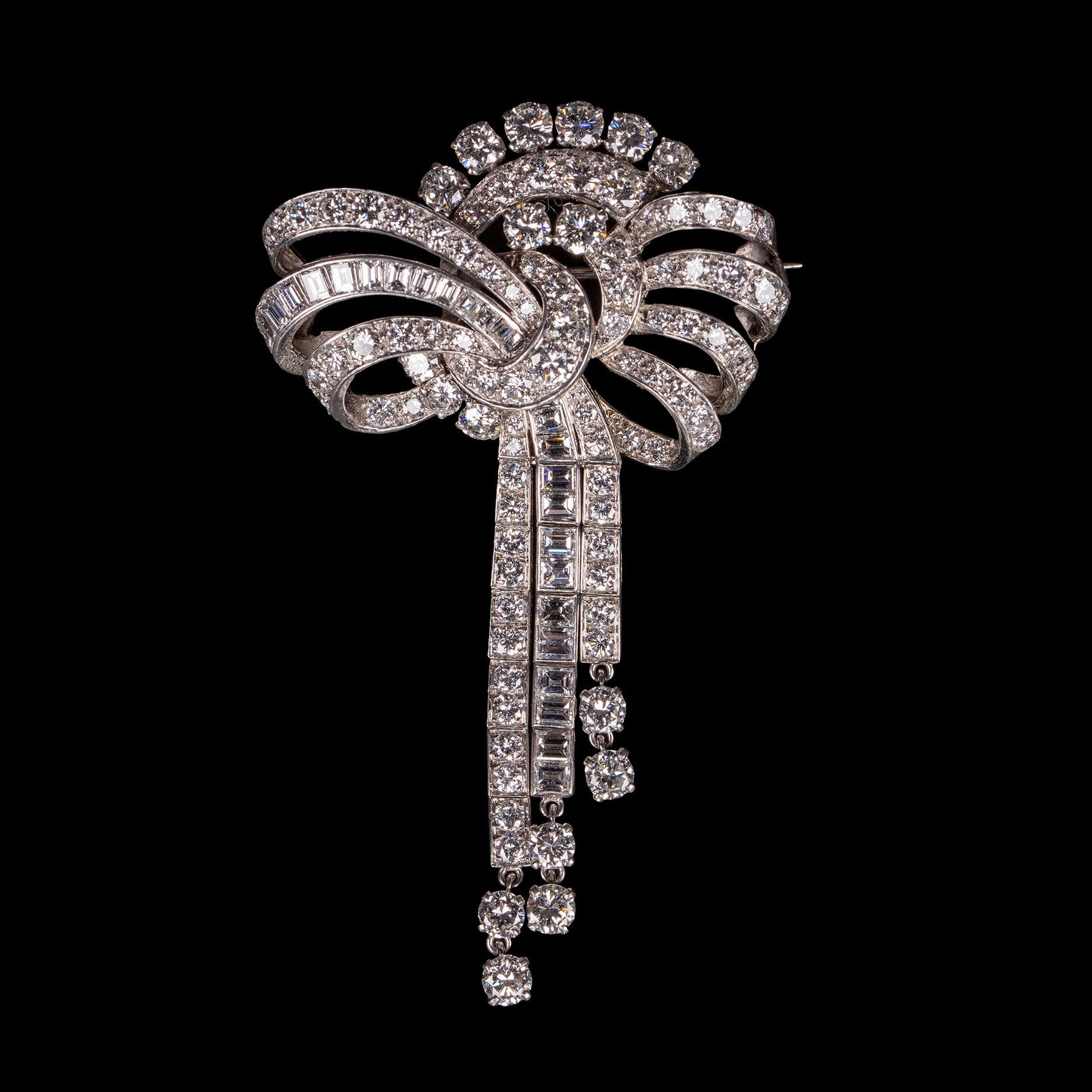 Unicorn Western Antique Jewelry British Bow Shape Art Deco Platinum Diamond Brooch