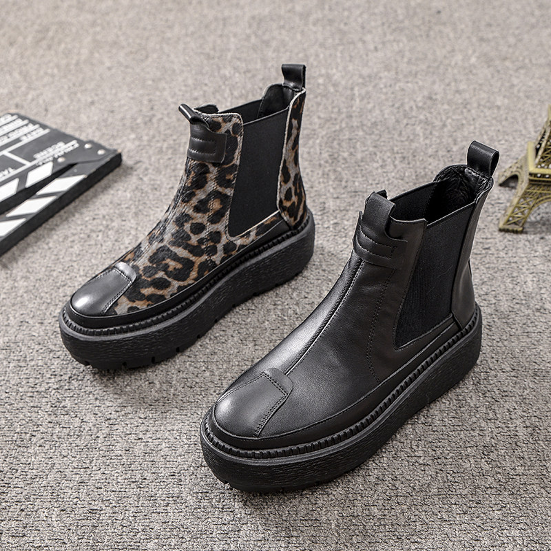 European station 2022 autumn and winter new women's shoes British style leather horsehair Martin boots sponge cake thick bottom BAO WEN short boots