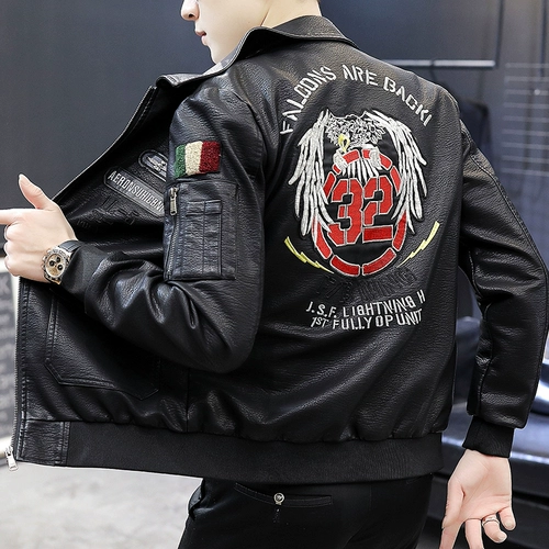 Демисезонная трендовая приталенная полиуретановая утепленная куртка для отдыха