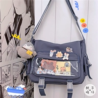 Темно -синий плюс счастливый пингвин