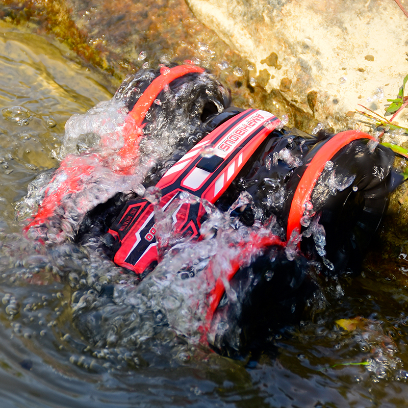 Amphibious Remote Control Car High Speed Cross-country Climbing Stunt Roll Rotating Boy Boy Kid Charging Toy Car