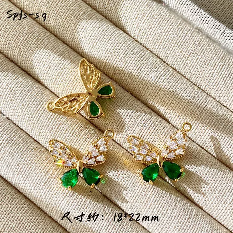 Значок/ожерелье сzircon?