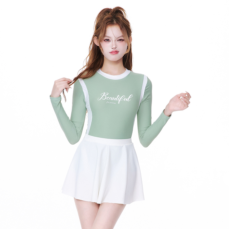 2023 New Conjoined Pure Desire Dopamine Girl Conservative Veil Slim Soak Spa Holiday Two-piece Swimsuit Woman