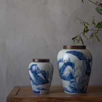 Also interesting hand-painted blue and white porcelain tea cans one catty wooden cover ceramic storage cans large jars antique porcelain jars Jingdezhen
