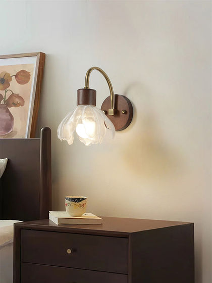 Flower Wall Lamp French Retro Living Room Background Wall Lamp 2026 New Petal Design Bedroom Bedside Decorative Lamp