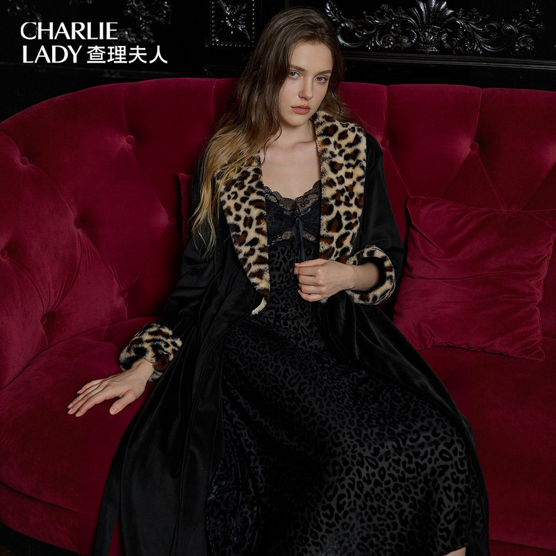 Miranda 26 Autumn/Winter Leopard Print Robe Women's Long Plush Set with Chest Pad Home Sexy Thickened Nightgown