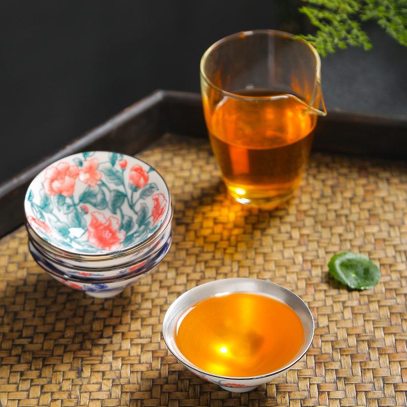 Blue and white porcelain ceramic cups kung fu small single CPU master cup tea sets tea cups at upstream bowl tea cup