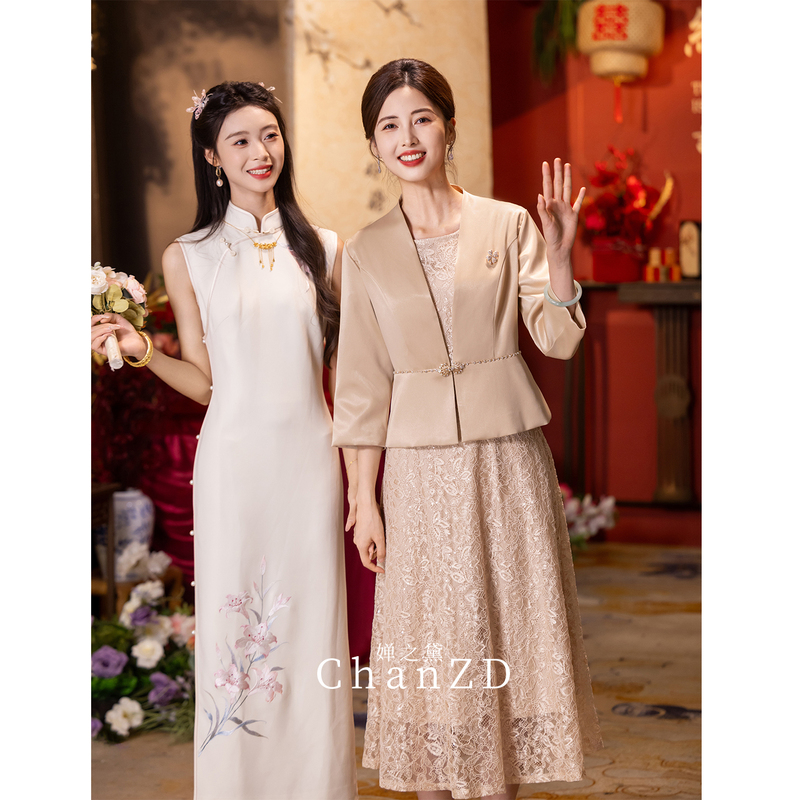 New Chinese-Style Wedding Dress for Mother-In-Law, Champagne Color, High-End and Elegant Long Gown, Suitable for Wedding Banquets and Can Be Worn in Autumn New Chinese-Style Wedding Dress for Mother-In-Law, Champagne Color, High-End and Elegant Long Gown, Suitable for Wedding Banquets and Can Be Worn in Autumn