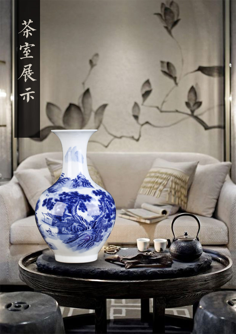 Jingdezhen ceramics antique landscape of blue and white porcelain vase large sitting room of Chinese style household decorations decoration rich ancient frame