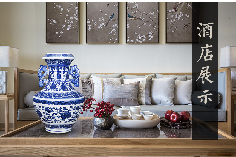 Jingdezhen ceramic antique ears blue and white porcelain vases, modern flower arrangement sitting room adornment of Chinese style household furnishing articles