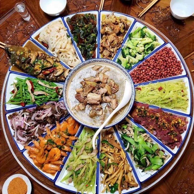 Douyin net red with the same platter tableware combination home plate creative ceramic table family reunion party plate