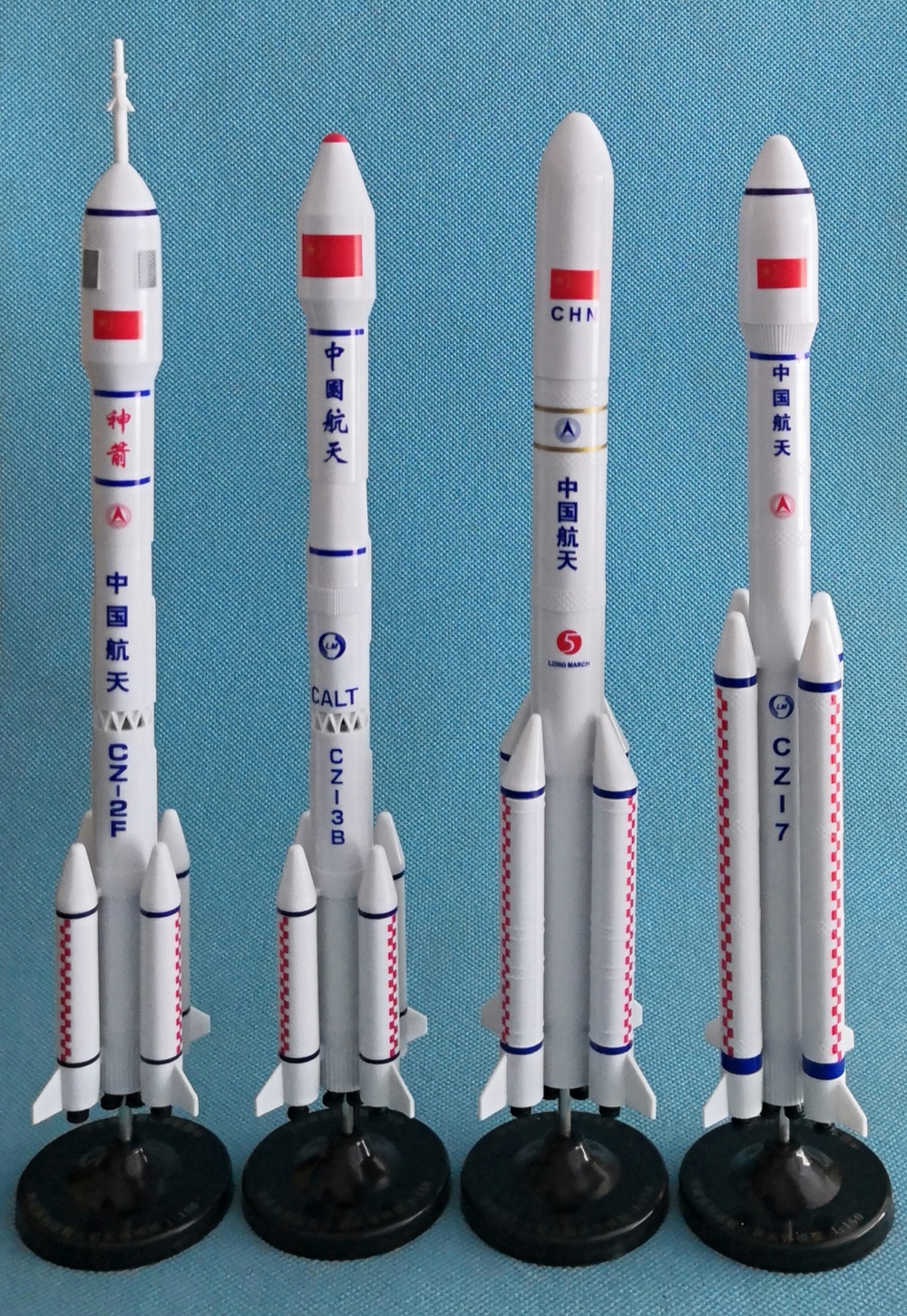 The Long March-5 Model V Launch Vehicle Children's Shenzhou Space Satellite Missile Alloy Simulation Toy Military