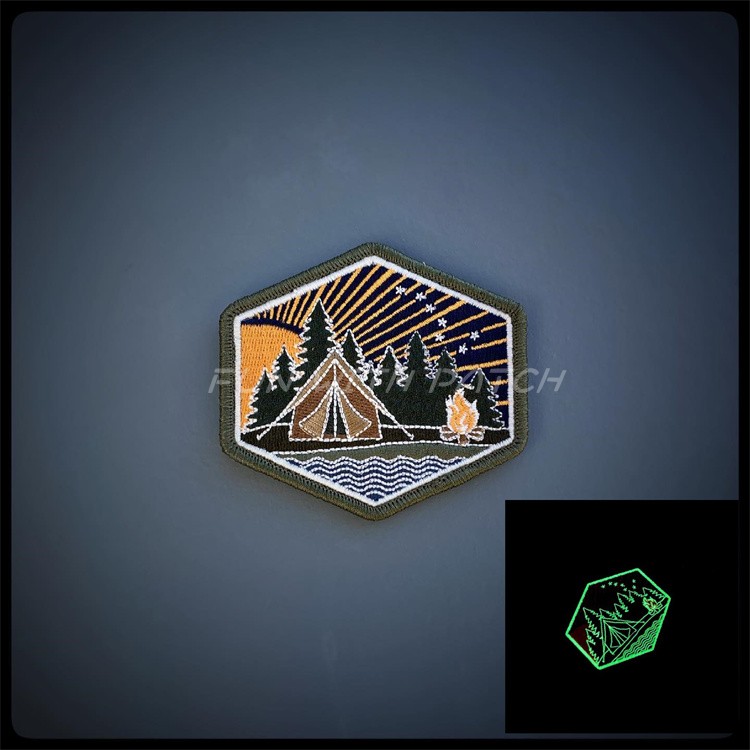 Spot American PDW Outsider Life luminous outdoor life armband morale chapter magic sticker