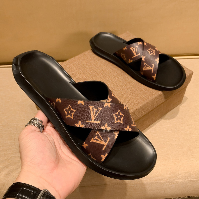 Eurostock Classic Brown Letters Slippers Male Cross With Non-slip Summer Outdoor Men's Cross Tug Beach Male Tug Tide