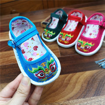Old tiger head shoes baby handmade traditional kilolayers bottom cloth shoes children womens baby handmade cloth shoes for the first year of tiger head shoes