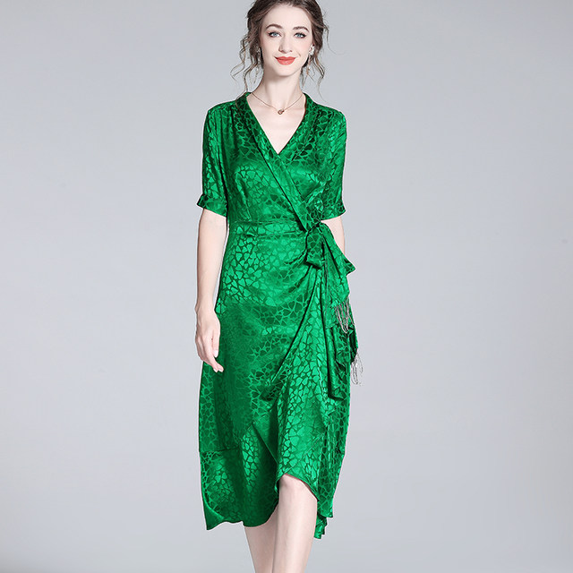 Silk dress 2022 summer new high-end heavy industry design niche high-end mulberry silk light luxury skirt