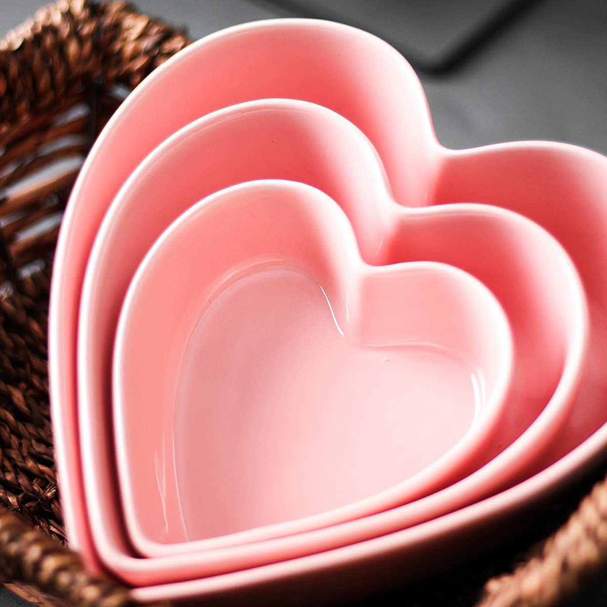 Heart - shaped bowl love steamed egg bowl of candy color ceramic bowl dessert salad bowl, lovely cake oven baked snack bowl bowl