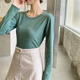 Приятный телу демисезонный цветной приталенный удерживающий тепло лонгслив, высокий воротник