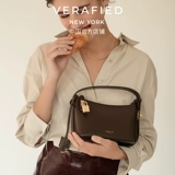 [Одинаковый стиль блоггера] VERAFIED Легкая роскошная нишевая модная маленькая квадратная сумка подмышками женская маленькая сумка-хобо в стиле джерси