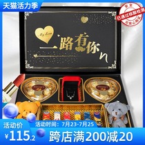 All the way to your country Tuyere red necklace gift box net red chocolate to send his girlfriends birthday Tanabata Valentines Day gift