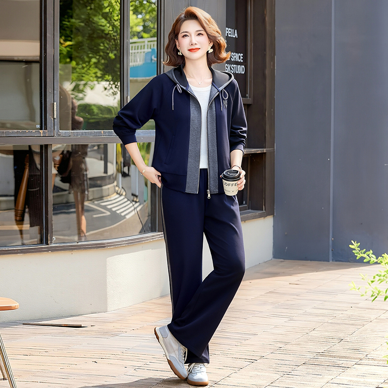 Mom's Autumn Sportswear Set 2026 New Style for Middle-Aged and Elderly Women, Spring and Autumn Sweatshirt Casual Top and Jacket Two-Piece Set Mom's Autumn Sportswear Set 2026 New Style for Middle-Aged and Elderly Women, Spring and Autumn Sweatshirt Casual Top and Jacket Two-Piece Set