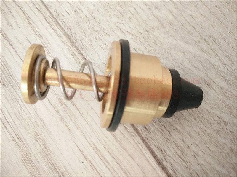 HCG and squatting toilet flush valve CF636K636KT stool flush valve pedal valve core push rod water inlet copper pipe