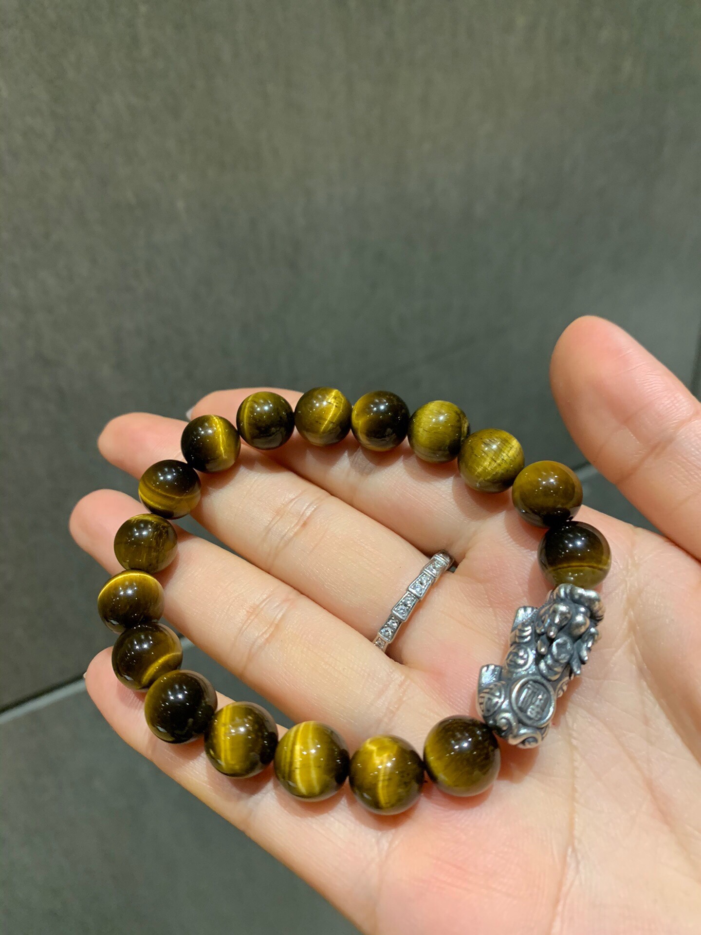 Hong Kong Zhengsheng sterling silver s999 Japan and South Korea cold wind fortune transfer tiger eye stone Pixiu bracelet couple bracelet jewelry