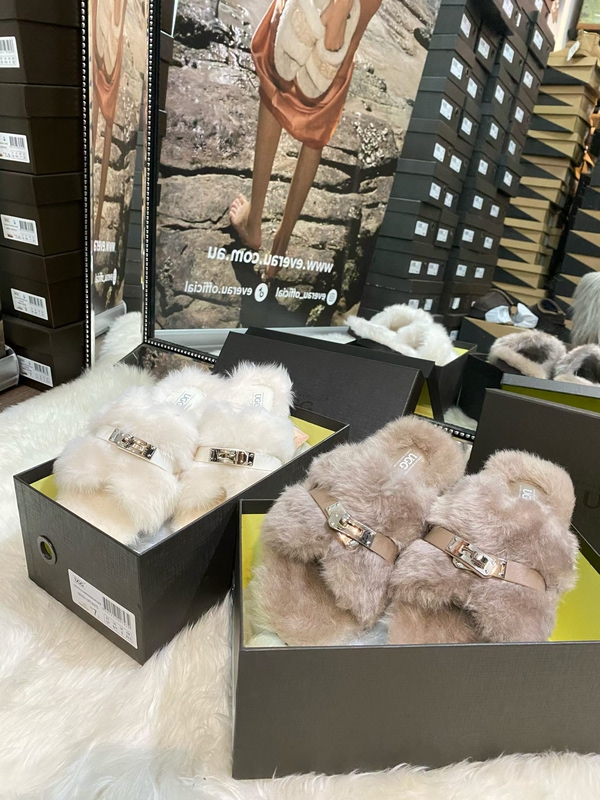 Australian Direct Mail Ozwear New Winter Style Sheepskin and Fur Integrated Warm Plush Slippers Ob1074 Australian Direct Mail Ozwear New Winter Style Sheepskin and Fur Integrated Warm Plush Slippers Ob1074
