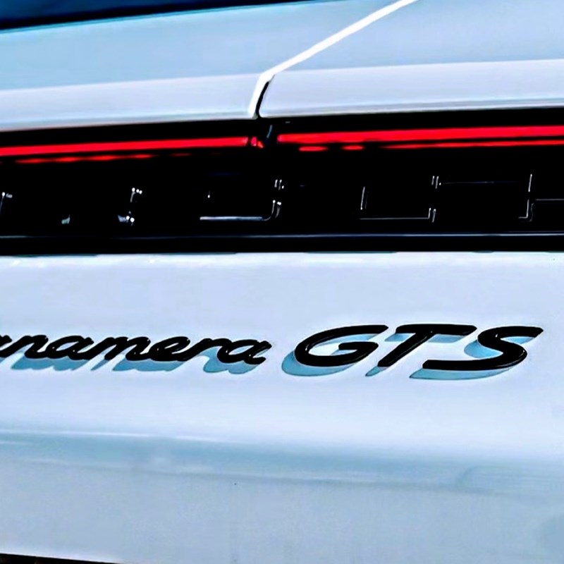 Suitable for Porsche car logo original S standard taycan Cayenne English alphabet Panamera 911 rear word label