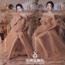 Pregnant Woman Photos Clothing New Shadow Building Mommy Art Photos Sexy Dream Genre Gold Pregnant Woman Photography Wedding Gown