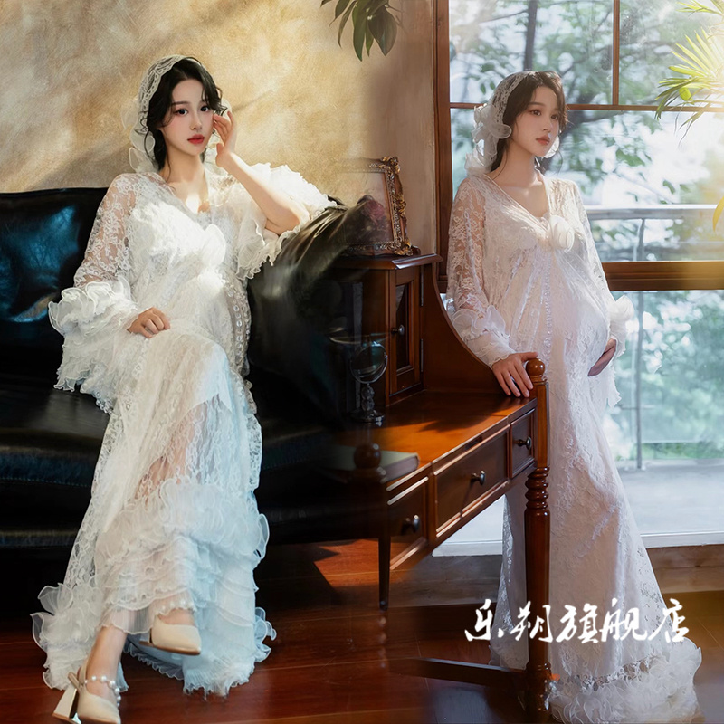 Maternity Photo Clothing, French Oil Painting Style, New Retro Theme, Pregnant Mommy Lace Dress, Art Photo