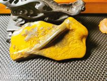 Yunnan natural yellow dragon jade crow skin seed ornaments late returning master Lin Linling works