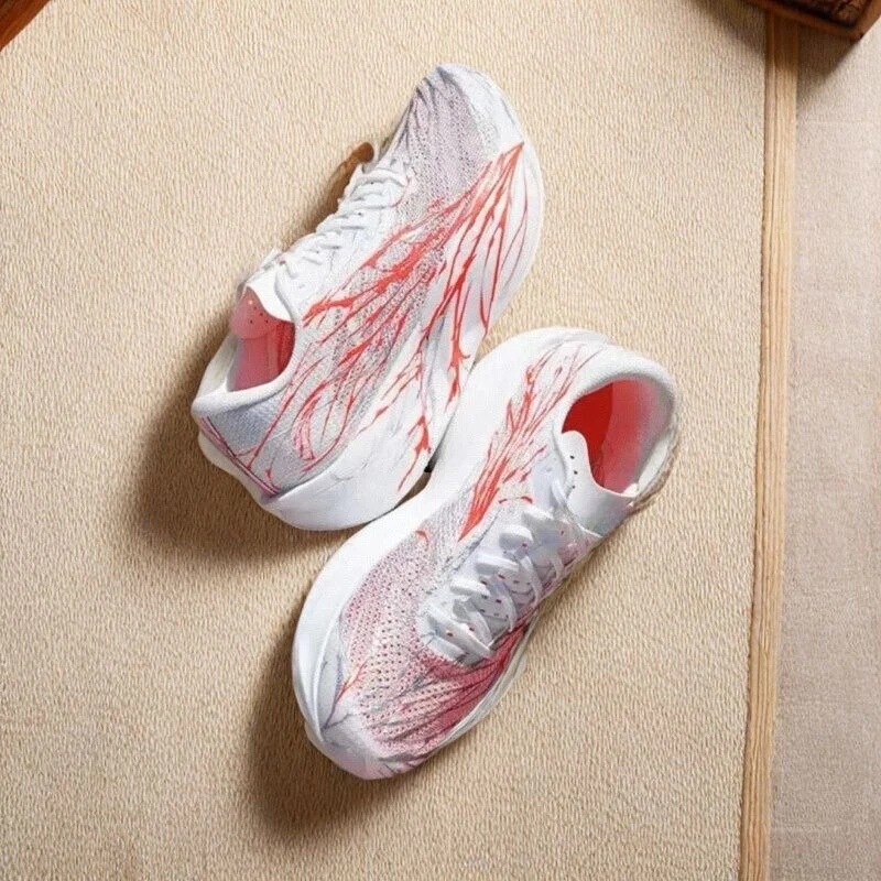 Yutian C2026 Generation Pro Heartbeat Luminous Running Shoes Breathable Ultra-Light Shock-Absorbing Rebound Versatile Kidsren's Running Shoes for Men and Women Yutian C2026 Generation Pro Heartbeat Luminous Running Shoes Breathable Ultra-Light Shock-Absorbing Rebound Versatile Kidsren's Running Shoes for Men and Women