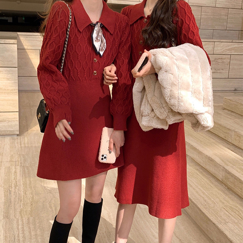 Little red dress Hepburn style back to the door engagement red bottoming knitted dress mid-length version over-the-knee sweater skirt women's autumn and winter