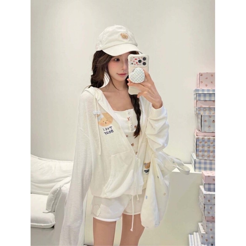 White Hooded Thin Sun Protection Jacket for Women 2026 Summer New Loose Breathable Zipper Cardigan Long-Sleeved Top