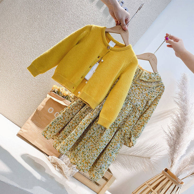 Single children's clothing 2021 spring and autumn new products girls Korean knitted cardigan retro chiffon dress two-piece suit