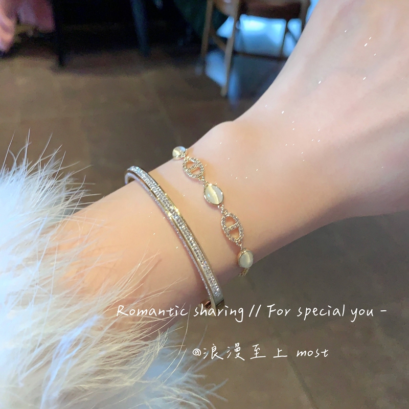 [Romance First] Full Diamond Pig Nose Cat's Eye Stone Bracelet for Women ins Niche Light Luxury Starry Bracelet Accessories