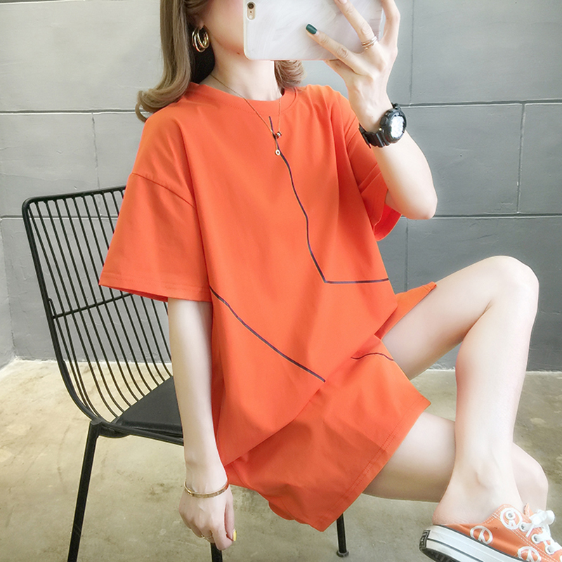 Hong Kong style mid-length T-shirt 2022 new summer dress Korean version simple short-sleeved women's large size slightly fat mm white T-shirt